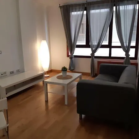 Apartment Albareda Holidays *